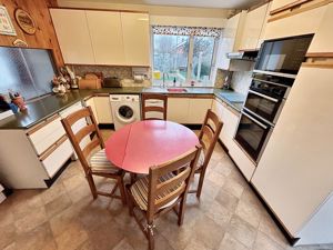 Kitchen- click for photo gallery